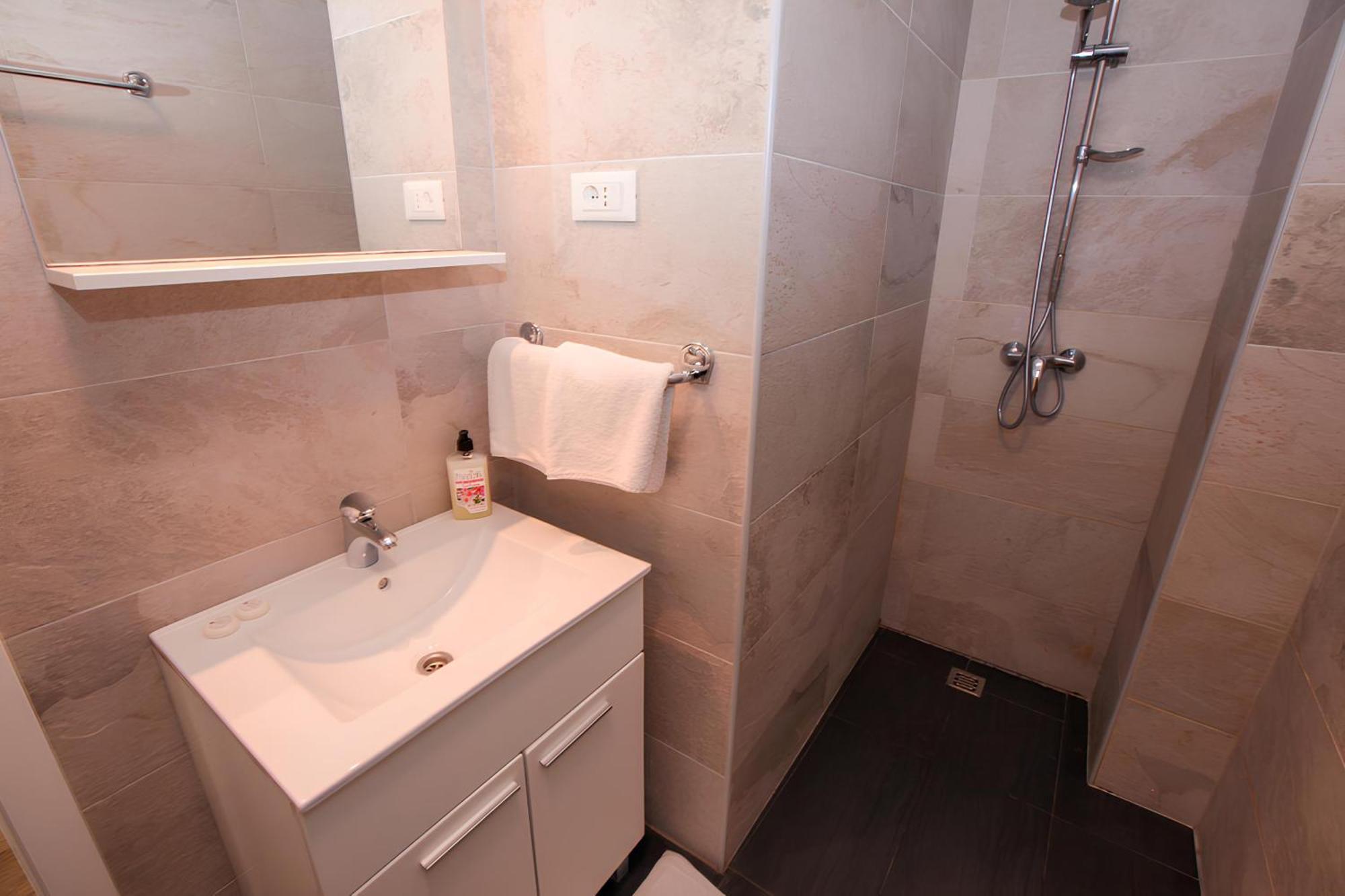 Accommodation Ventus Baška Voda Eksteriør bilde